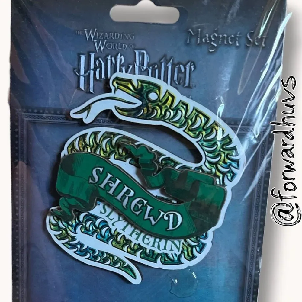 Harry Potter Slytherin Snake Magnet Set of 2 NIP